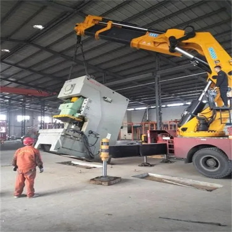 邢台桥西80吨折臂吊车出租附近电话