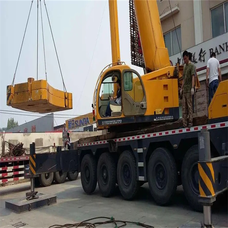 邢台桥西当地吊车出租|机器吊装|75吨|工厂搬迁服务