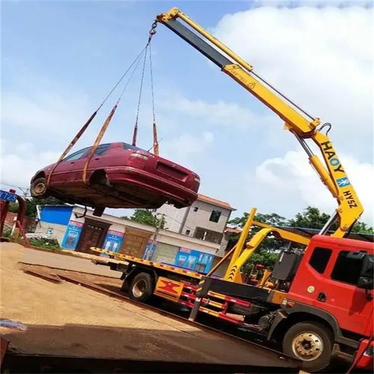 邢台桥西吊车吊汽车的正确方法